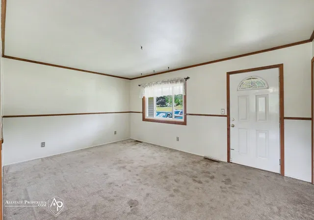 Photo 2 of Single family home for sale at 6499 Bristol Rd, Swartz Creek, MI 48473 | MLS# 5050212027 | Listing updated on 2026-08-27