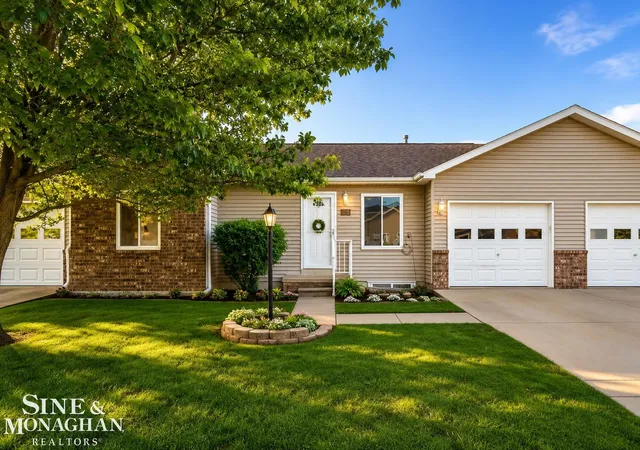 1st image of 220 Superior Ave, Marine City, MI 48039 | MLS# 58050212032