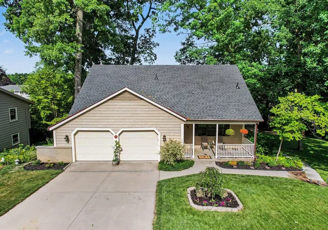 1st image of 7618 Hampton Oaks Dr, Portage, MI 49024 | MLS# 66026030592