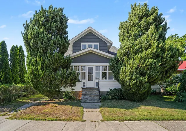 1st image of 333 W 17th St, Holland, MI 49423 | MLS# 71026030591