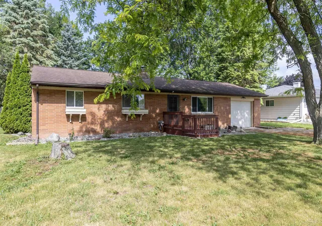 Homes for sale in Saginaw Charter Township Saginaw, MI | 2835 Clayburn Rd, Saginaw Charter Township Saginaw, MI 48603 | MLS# 61050212040