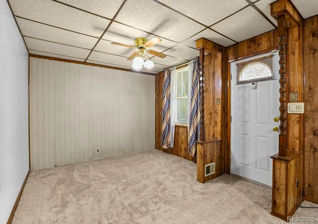 Photo 4 of Single family home for sale at 2633 Commor St, Hamtramck, MI 48212 | MLS# 20261046491 | Listing updated on 2026-06-21