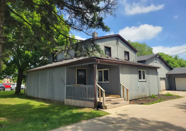 1st image of 11372 N Linden Rd, Clio, MI 48420 | MLS# 5050212053