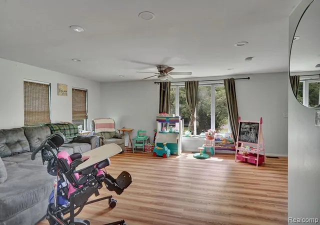 Photo 3 of Single family home for sale at 5607 Genesee Ave, Otter Lake, MI 48464 | MLS# 20261046505 | Listing updated on 2026-06-20