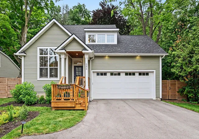 1st image of 586 Kuehnle Ave, Ann Arbor, MI 48103 | MLS# 81026030650