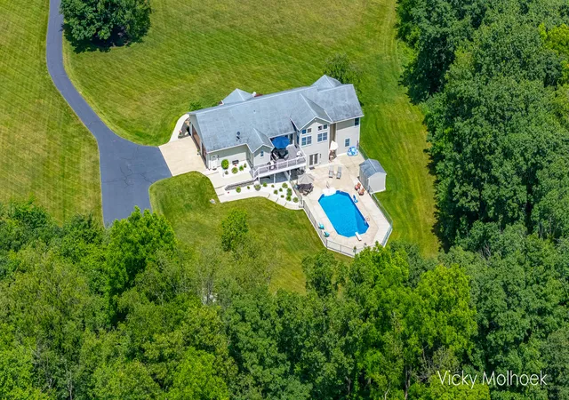 1st image of 817 Pheasant Ridge Dr, Hastings, MI 49058 | MLS# 65026030660