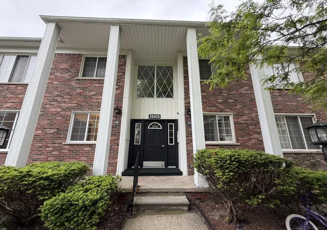 Photo 1 of Condo for sale at 39435 Van Dyke Ave, Sterling Heights, MI 48313 | MLS# 58050212073 | Listing updated on 2026-06-19