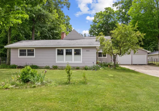 Photo 1 of Single family home for sale at 9055 Homestead Rd, Benzonia, MI 49616 | MLS# 78080069972 | Listing updated on 2026-09-16