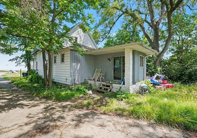 Homes for sale in Buena Vista Charter Township Saginaw, MI | 5058 Hess Rd, Buena Vista Charter Township Saginaw, MI 48601 | MLS# 65026030669