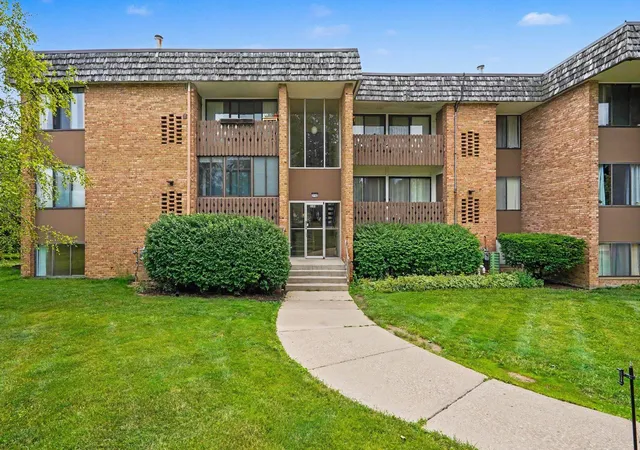 1st image of 2102 Pauline Blvd #103, Ann Arbor, MI 48103 | MLS# 81026030684