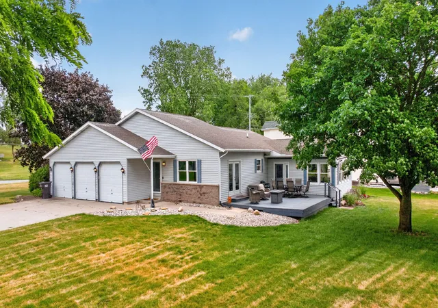 1st image of 103 Paula Dr, Brooklyn, MI 49230 | MLS# 55026030687