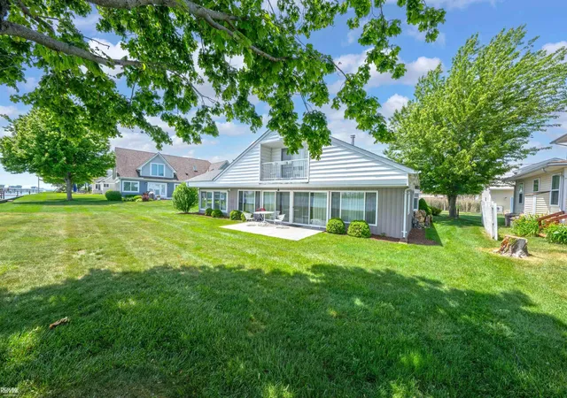 3rd image of 8563 South Channel Dr, Harsens Island, MI 48028 | MLS# 58050212090