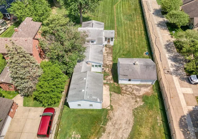 Photo 3 of Single family home for sale at 26800 Koerber St, Saint Clair Shores, MI 48081 | MLS# 58050212091 | Listing updated on 2026-10-14