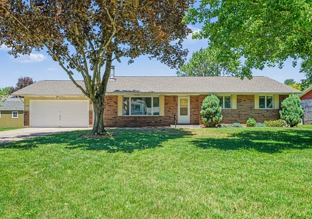 1st image of 1549 Trebor Rd, Saint Joseph, MI 49085 | MLS# 69026030701