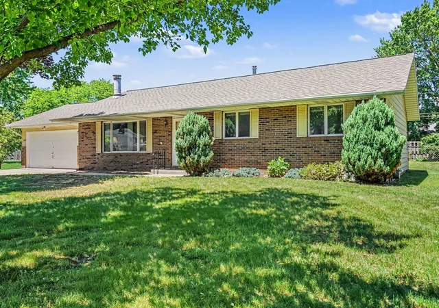 3rd image of 1549 Trebor Rd, Saint Joseph, MI 49085 | MLS# 69026030701