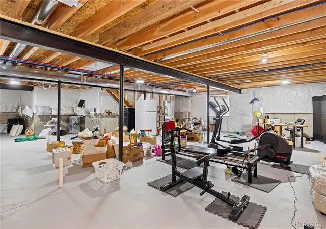 image of 30289 Berghway Trl, Warren, MI 48092