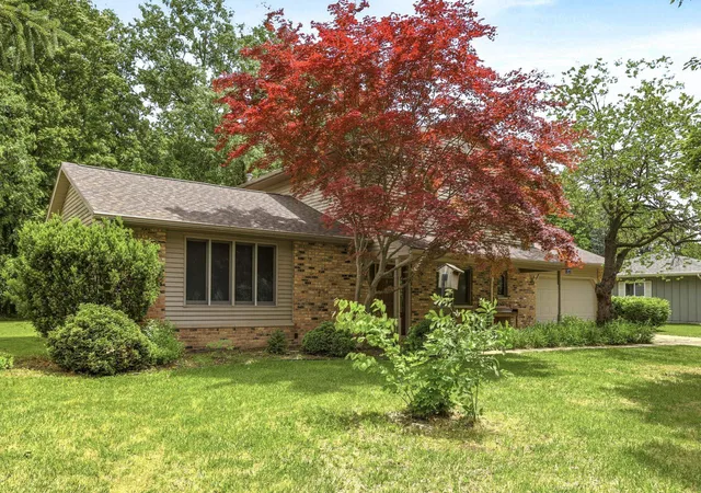 3rd image of 577 E Franconian Dr, Frankenmuth, MI 48734 | MLS# 61050212104
