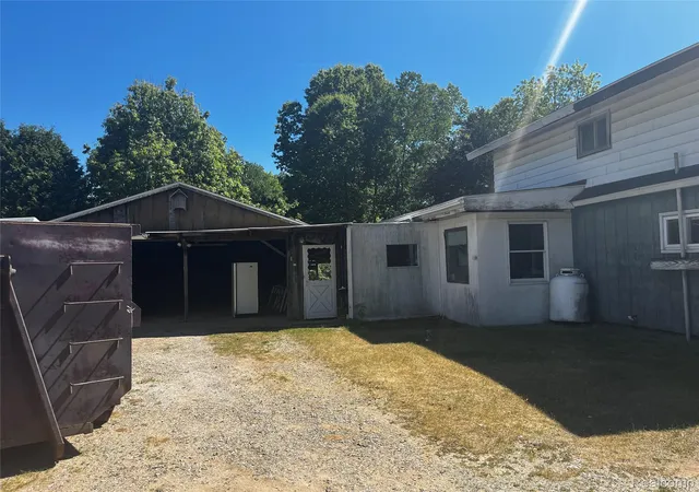 Photo 2 of Single family home for sale at 3594 N Lapeer Rd, Lapeer, MI 48446 | MLS# 20261046622 | Listing updated on 2026-07-15
