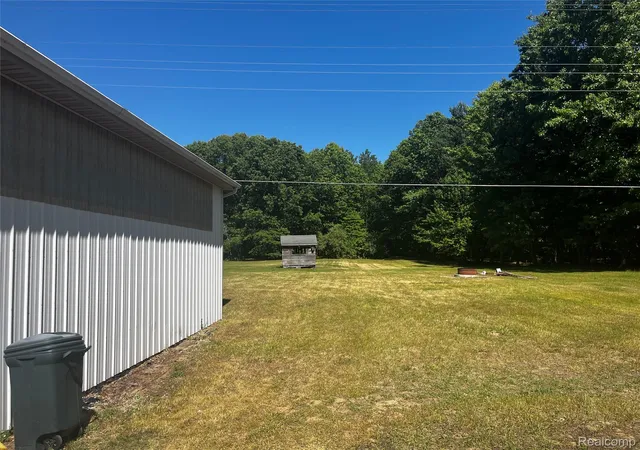 Photo 4 of Single family home for sale at 3594 N Lapeer Rd, Lapeer, MI 48446 | MLS# 20261046622 | Listing updated on 2026-07-15
