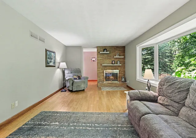 3rd image of 9408 E G Ave, Galesburg, MI 49053 | MLS# 66026030723