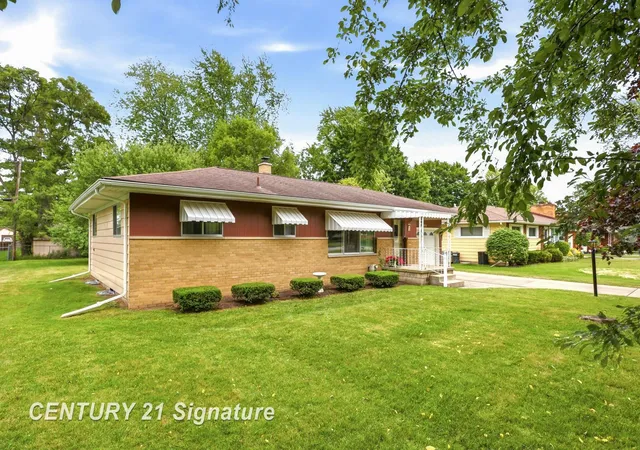 Homes for sale in Saginaw Charter Township Saginaw, MI | 2804 Courtland Pl, Saginaw Charter Township Saginaw, MI 48603 | MLS# 61050212127