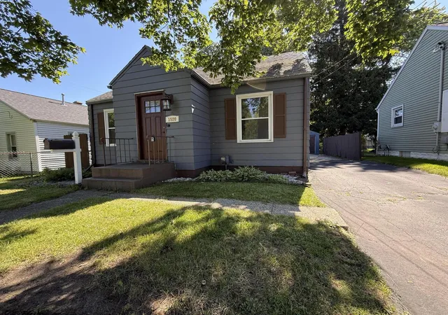 Homes for sale in Kalamazoo Charter Township Kalamazoo, MI | 1520 Bronx Ave, Kalamazoo Charter Township Kalamazoo, MI 49048 | MLS# 71026030748