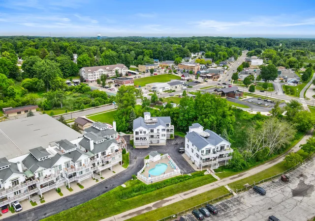 2nd image of 8668 Ellenwood Dr Dr #11, Montague, MI 49437 | MLS# 65026030751