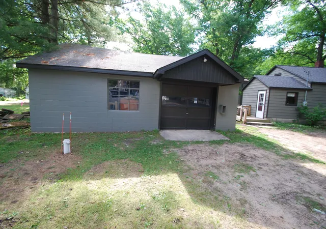Photo 4 of Single family home for sale at 4050 Grass Lake Rd, West Branch, MI 48661 | MLS# 77080069996 | Listing updated on 2026-06-22