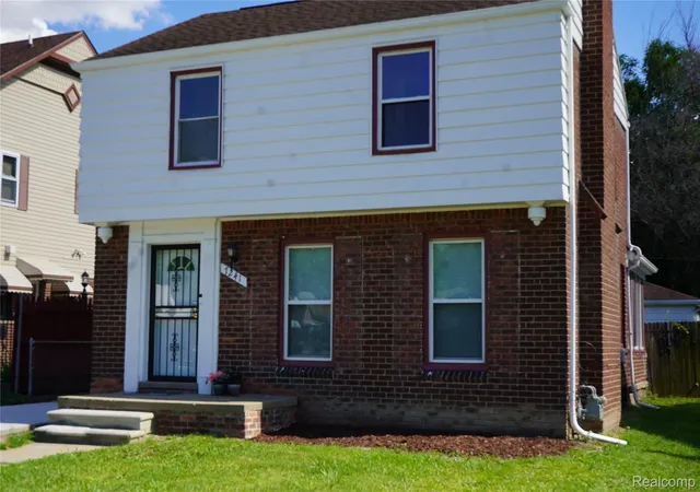 Photo 2 of Single family home for sale at 7241 W Outer Dr, Detroit, MI 48235 | MLS# 20261046652 | Listing updated on 2026-09-13