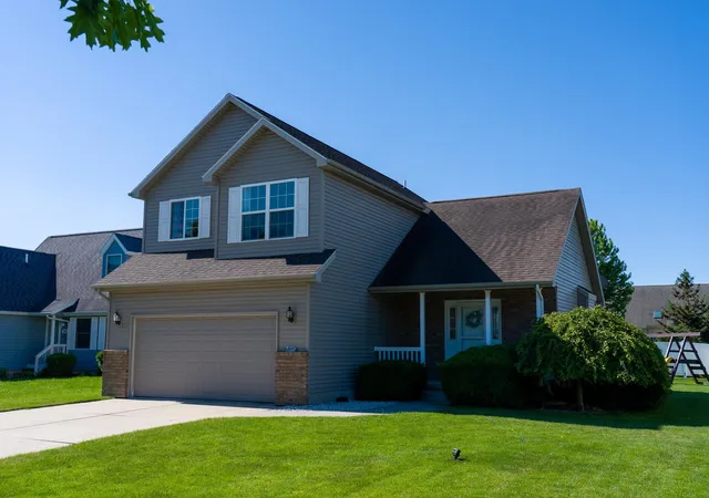 2nd image of 1646 Abbey Ct, Mount Pleasant, MI 48858 | MLS# 79080069997