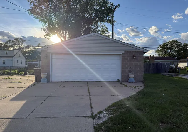 Homes for sale in Ecorse City Wayne, MI | 3886 14th St, Ecorse City Wayne, MI 48229 | MLS# 81026030780