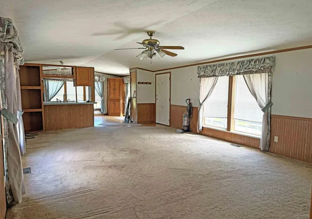 Photo 2 of Single family home for sale at 300 E Winegars Rd, Gladwin, MI 48624 | MLS# 61050212141 | Listing updated on 2026-06-22