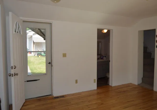 5th image of 9990 S Bird Rd, Dowling, MI 49050 | MLS# 55026030792
