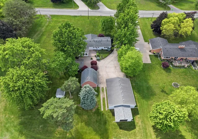 Photo 3 of Single family home for sale at 50400 Fairchild Rd, Chesterfield, MI 48051 | MLS# 58050212155 | Listing updated on 2026-08-24