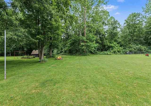 26th image of 2440 Busch Rd, Birch Run, MI 48415 | MLS# 61050212161