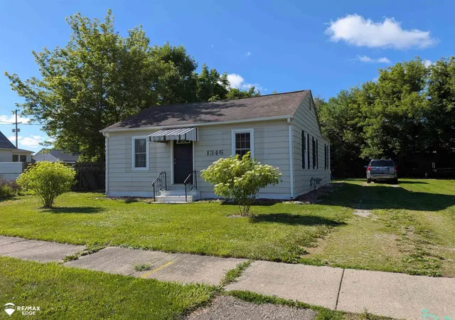 Homes for sale in Burton City Genesee, MI | 1346 Connell St, Burton City Genesee, MI 48529 | MLS# 5050212168