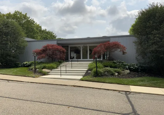 30th image of 2424 E Collier Ave Se, Grand Rapids, MI 49546 | MLS# 65026030815