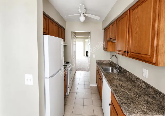Photo 3 of Condo for sale at 31548 Orchard Crk, Farmington Hills, MI 48334 | MLS# 81026030825 | Listing updated on 2026-09-12