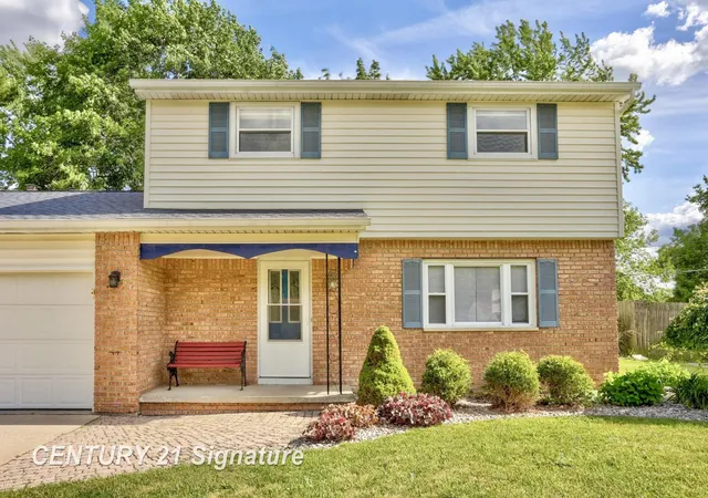 Homes for sale in Saginaw Charter Township Saginaw, MI | 2153 Starlite Dr, Saginaw Charter Township Saginaw, MI 48603 | MLS# 61050212174