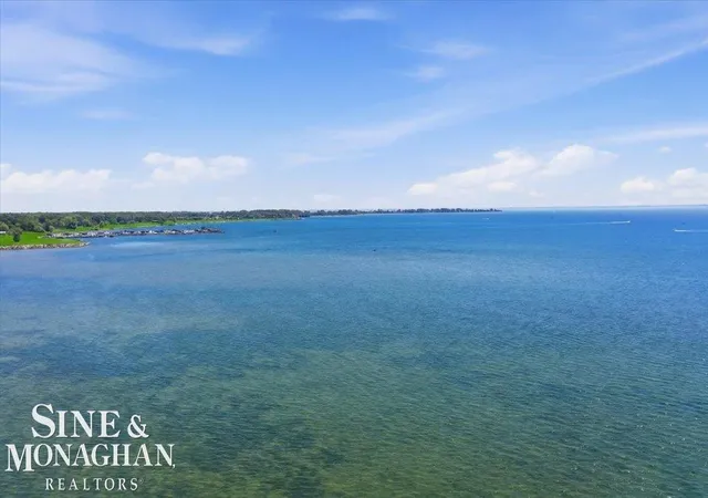 21st image of 35190 Jeffers Ct, Harrison Township, MI 48045 | MLS# 58050212177