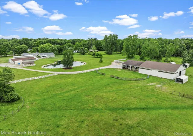 5th image of 2566 N 5 Mile Rd, Midland, MI 48642 | MLS# 20261046729
