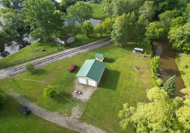 2nd image of 429 Hamilton Rd, Tawas City, MI 48763 | MLS# 77080070016