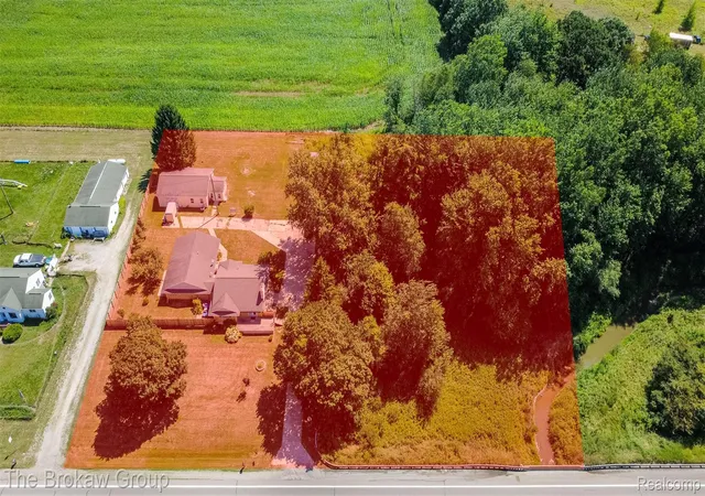 Photo 1 of Single family home for sale at 7272 N Lapeer Rd, Fostoria, MI 48435 | MLS# 20261046740 | Listing updated on 2026-10-07