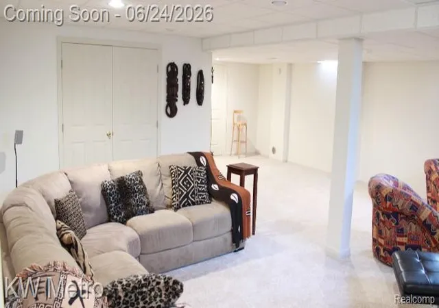 Listing Photo 2 - Condo for sale in building located at 10 Canfield Cir, Dearborn Heights, MI 48127 - Unit #5