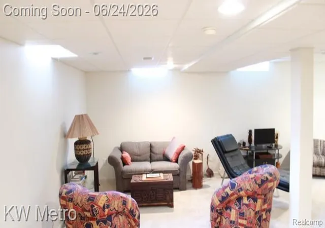 Listing Photo 3 - Condo for sale in building located at 10 Canfield Cir, Dearborn Heights, MI 48127 - Unit #5