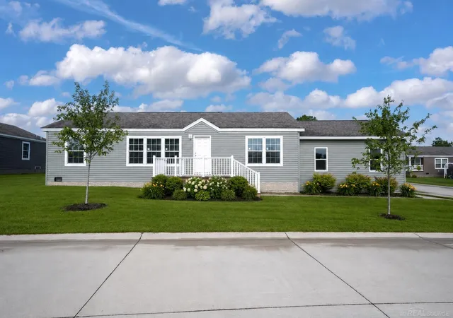 Photo 1 of Single family home for sale at 2776 Pinellas Ct, Lapeer Township Lapeer, MI 48446 | MLS# 58050212184 | Listing updated on 2026-07-21