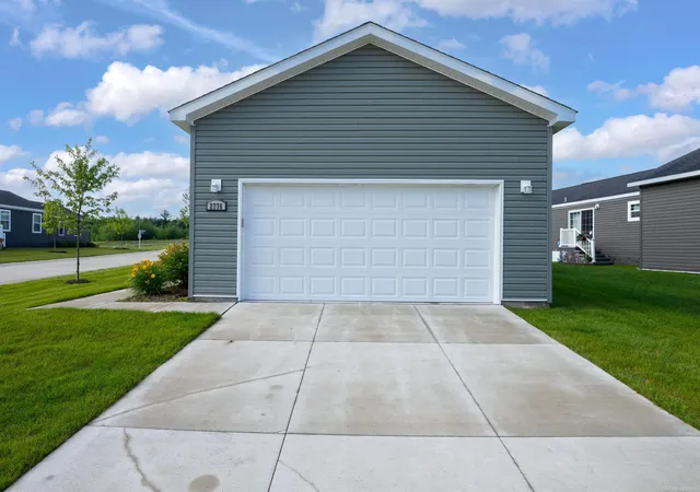 Photo 2 of Single family home for sale at 2776 Pinellas Ct, Lapeer Township Lapeer, MI 48446 | MLS# 58050212184 | Listing updated on 2026-07-21