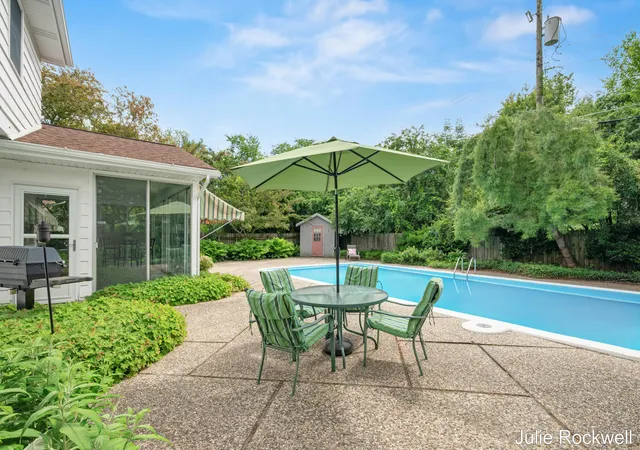 Photo 32 of Single family home for sale at 1433 Sherwood Ave Se, Grand Rapids, MI 49506 | MLS# 65026030854 | Listing updated on 2026-09-11