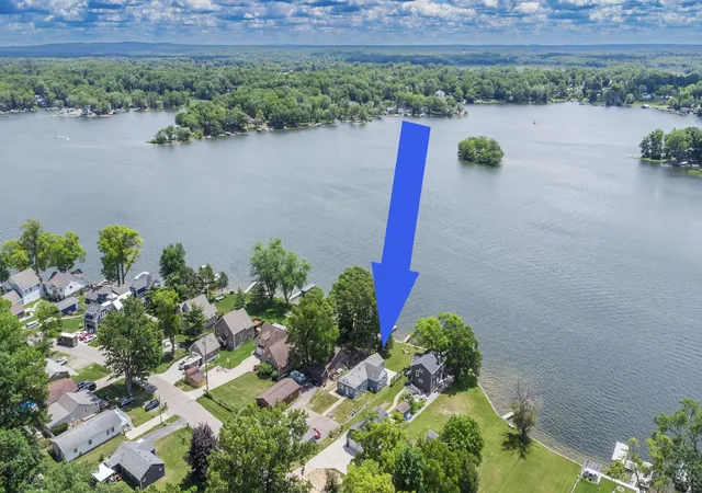 Homes for sale in Argentine Township Genesee, MI | 7515 Haviland Beach Dr, Argentine Township Genesee, MI 48451 | MLS# 5050212191