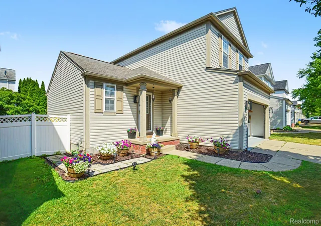 Photo 1 of Single family home for sale at 10140 Fieldway Trl, Holly, MI 48442 | MLS# 20261046784 | Listing updated on 2026-09-15